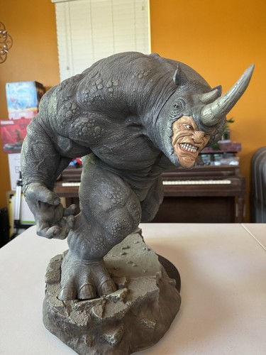 Sideshow collectibles rhino - sideshow,