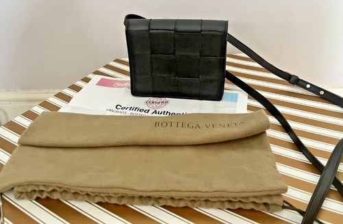 Bottega veneta cassette - bottega,