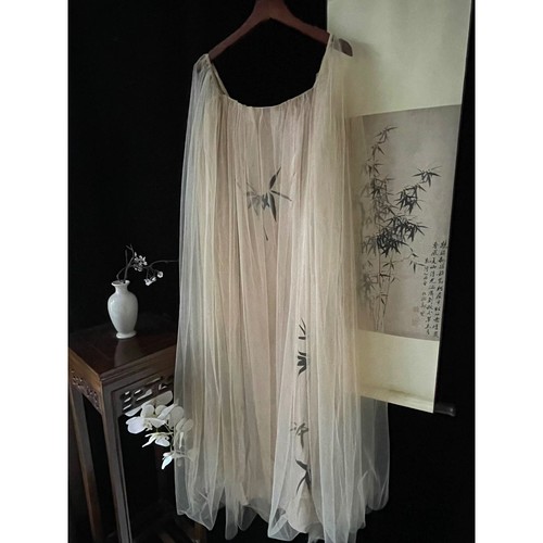 Pluie beige tulle - la,