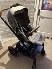 Nuna Pram In Very Good