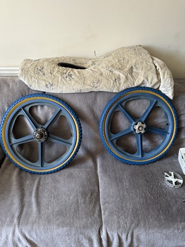 Skyway tuff blue - ii, 20"