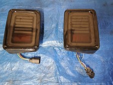 JEEP WRANGLER MK3 JK 2007-18 PAIR OF LED REAR LIGHTS WITH PLUGS AND LOOM