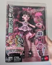 Monster High Scary Sweet Birthday Doll, Draculaura -  See Photos and Description