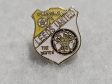 Leeds United FC SC LUFC Pin Badge Elland Road Utd White  Rare Vintage Yorkshire 