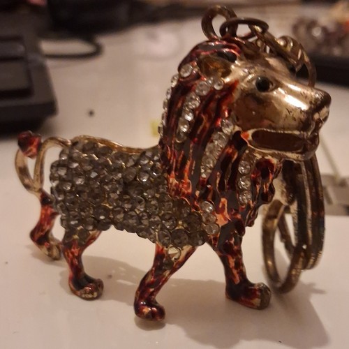 Gold toned red enamel - gold,