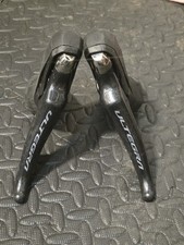 Shimano Ultegra ST-R8020 11 speed hydraulic STI levers Pair 