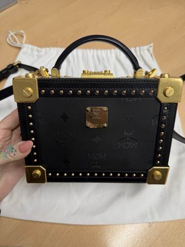 Mcm berlin crossbody - berlin,