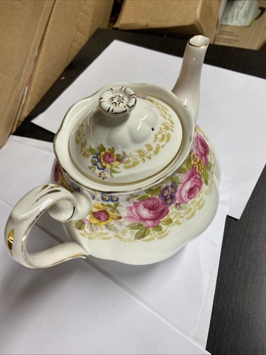 Royal albert bone china - albert, serena