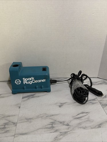 Vintage black decker spark - black,