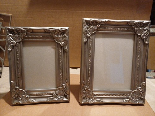 Pair ornate rococo - ornate,