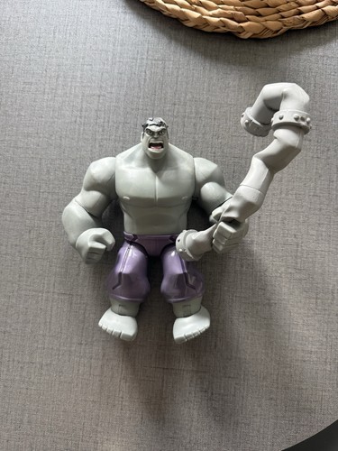 Disney store toybox grey hulk - disney,