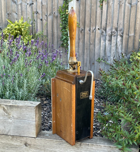 Vintage angram hand ale beer - angram,