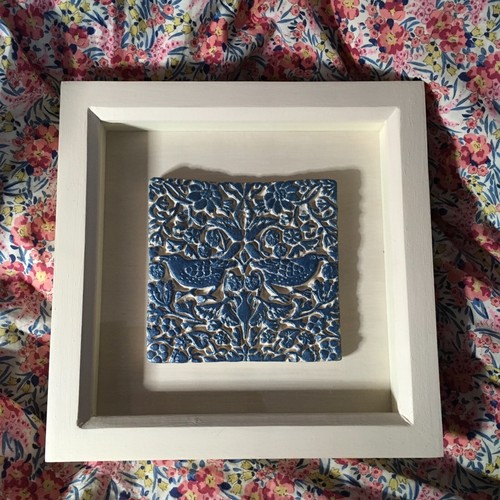 William morris shadow box - morris,
