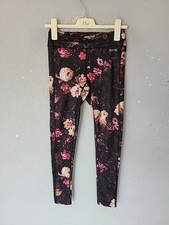 USA PRO SIZE 8 RUNNING GYM BOTTOMS LEGGINGS PINK FLORAL ON BLACK REAR ZIP POCKET