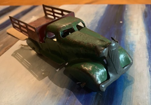 Wyandotte stake pick truck - wyandotte,
