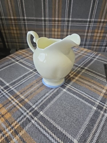 Plant tuscan china milk - tuscan,