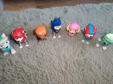 Paw patrol figures toy bundle
