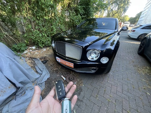 Lost bentley mulsanne - lost,