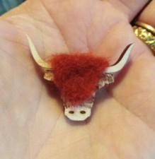 Highland Cow brooch, Ginger Needle felted Highland Cow Badge.