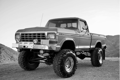 1979 ford 150 - short, bed