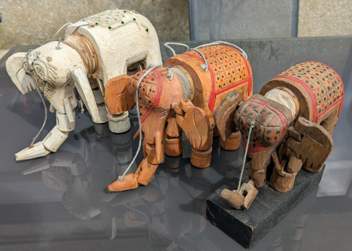 Vintage wooden hand carved - wooden, hand-carved