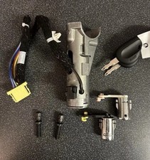 Brand New Genuine OE DAF LF ignition Barrel & Door Lock Set With 2 Keys