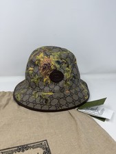 Gucci Bucket Hat GG Supreme