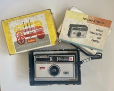 Kodak Instamatic 100 Vintage Camera, with original Box and instructions Untested