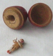 WOODEN DOLL IN TREEN EGG MINISCULE ANTIQUE