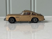 Corgi James Bond Aston Martin