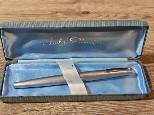 Boxed vintage lady - lady, shaeffer
