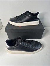 Loyalti Trainers Size UK 8 - Black and White