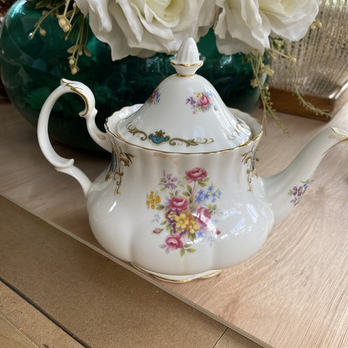 Royal albert berkeley - royal, teapot