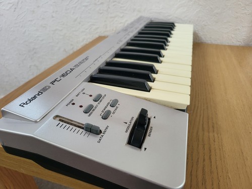 Roland 160 midi keyboard - roland,