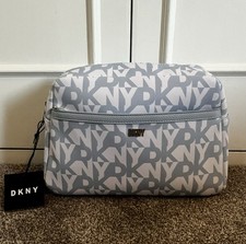 DKNY Large Cosmetic Beauty