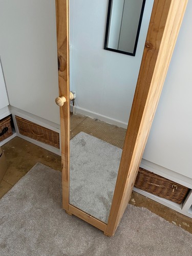 Pine shoe cabinet with mirror