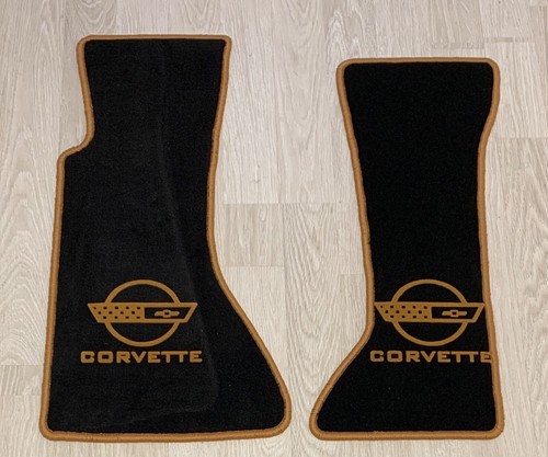 Automotive carpet floor mats