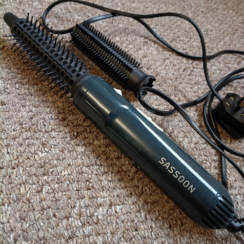 Sassoon hot air styler brush - hot,