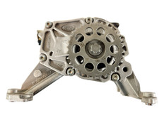 19-ON RANGE ROVER EVOQUE L551 2.0 DIESEL OIL PUMP M4D36L079