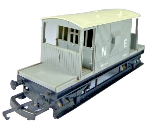 Hornby r6422 closed van - br,