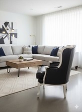 Louis XVI Bergere, Winged