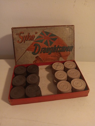 Antique wooden draughtsmen - antique,