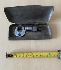 Vintage 1/2” L.S. Starrett no 232 Outside Micrometer 