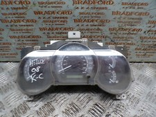 BFD074842 2008 TOYOTA HILUX 2.5 KING CAB SPEEDOMETER CLOCKS