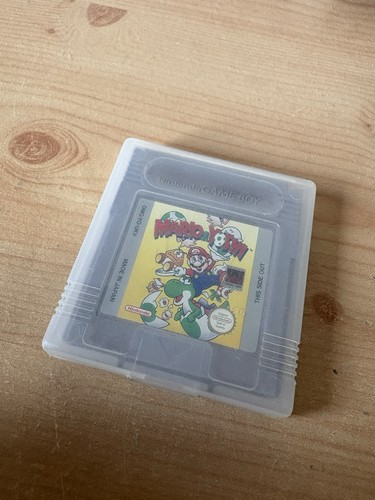 Mario and yoshi gamboy dmg - yoshi,