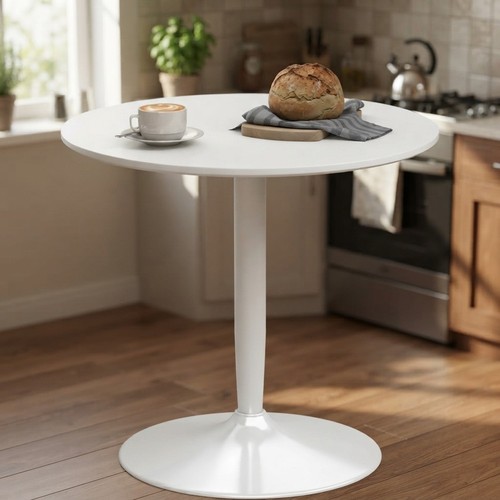 Versatile round dining table - round,