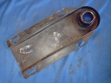 DAIMLER GEARBOX MOUNTING PLATE