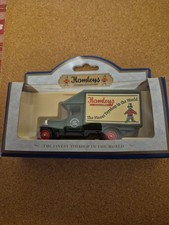 Lledo No 52011 - Hamleys Diecast Model Collection - 1935 Morris Parcels Van