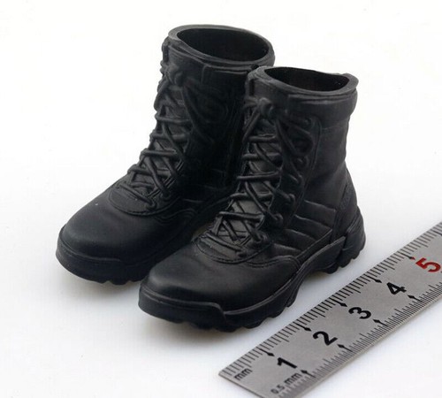 Scale black hollow combat - black,