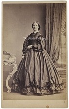 CDV MONTROSE ELEGANT LADY